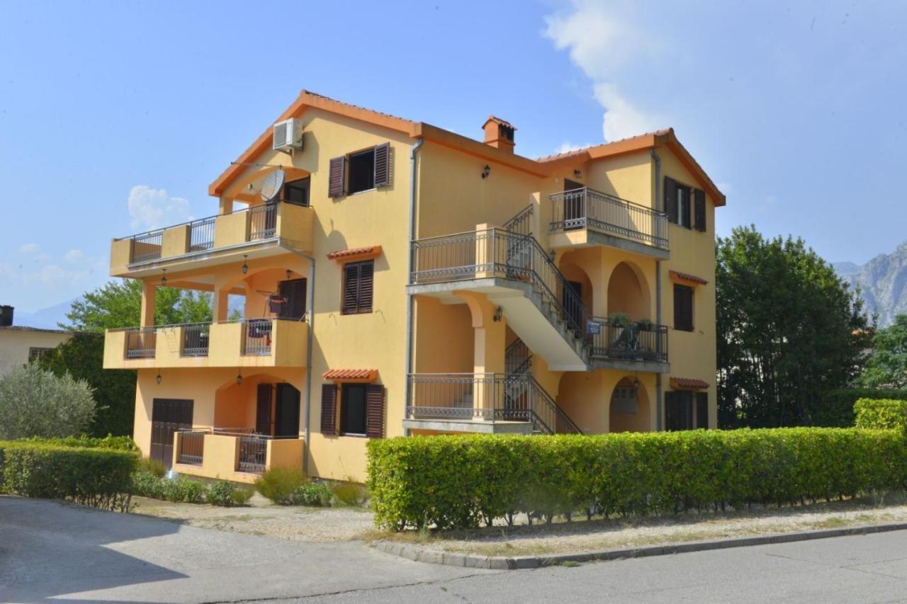 D Apartment Kotor Bagian luar foto
