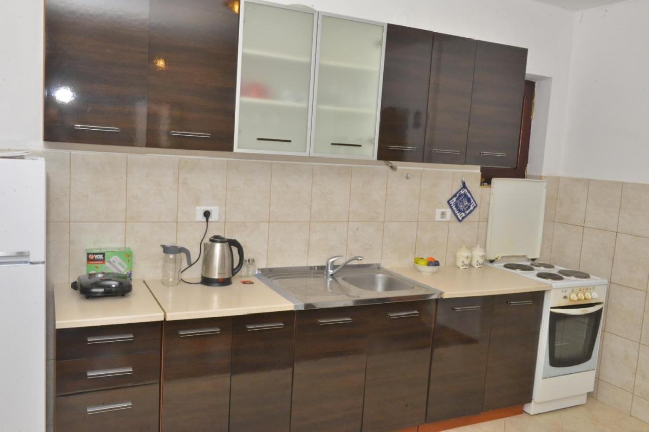 D Apartment Kotor Bagian luar foto